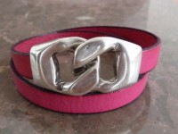 Pulseira rosa dupla em couro