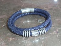TIM Pulseira de couro roxo com duas voltas e 3 argolas